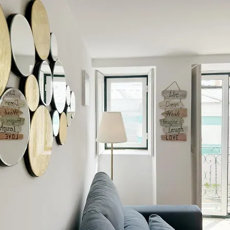 Basilio Next To Ladra Flea Market * 리스본