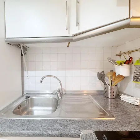 Basilio Next To Ladra Flea Market 아파트