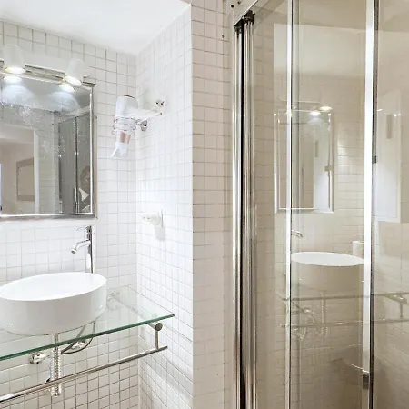 Basilio Next To Ladra Flea Market 아파트 *